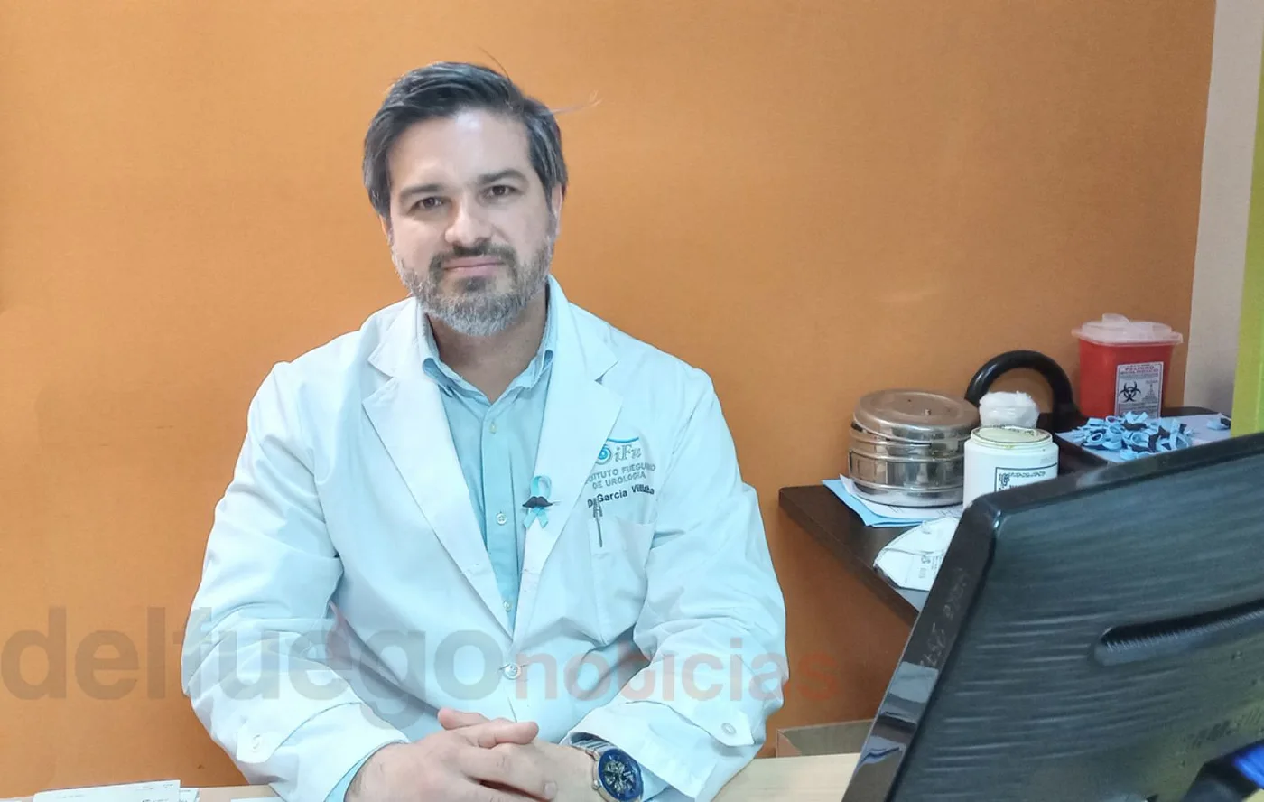Dr. Javier García Villalba, Especialista en Cirugía General, Especialista en Urología, Andrología y Cirujano Laparoscopista quien también participa de