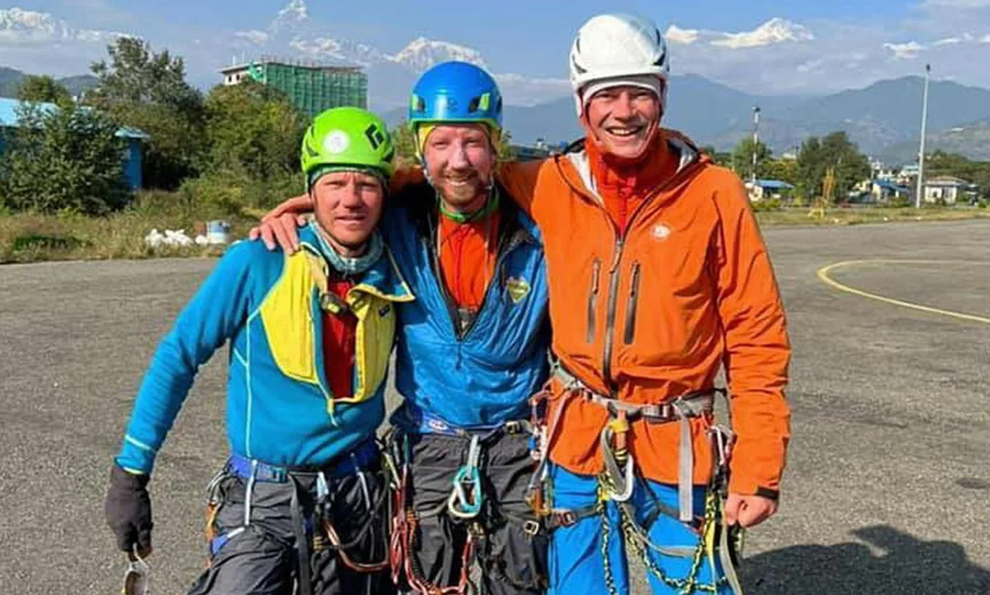 Tres alpinistas de Ucrania trazan el primer itinerario en la arista sudeste de la montaña, un desafío único después de 40 años de intentos.