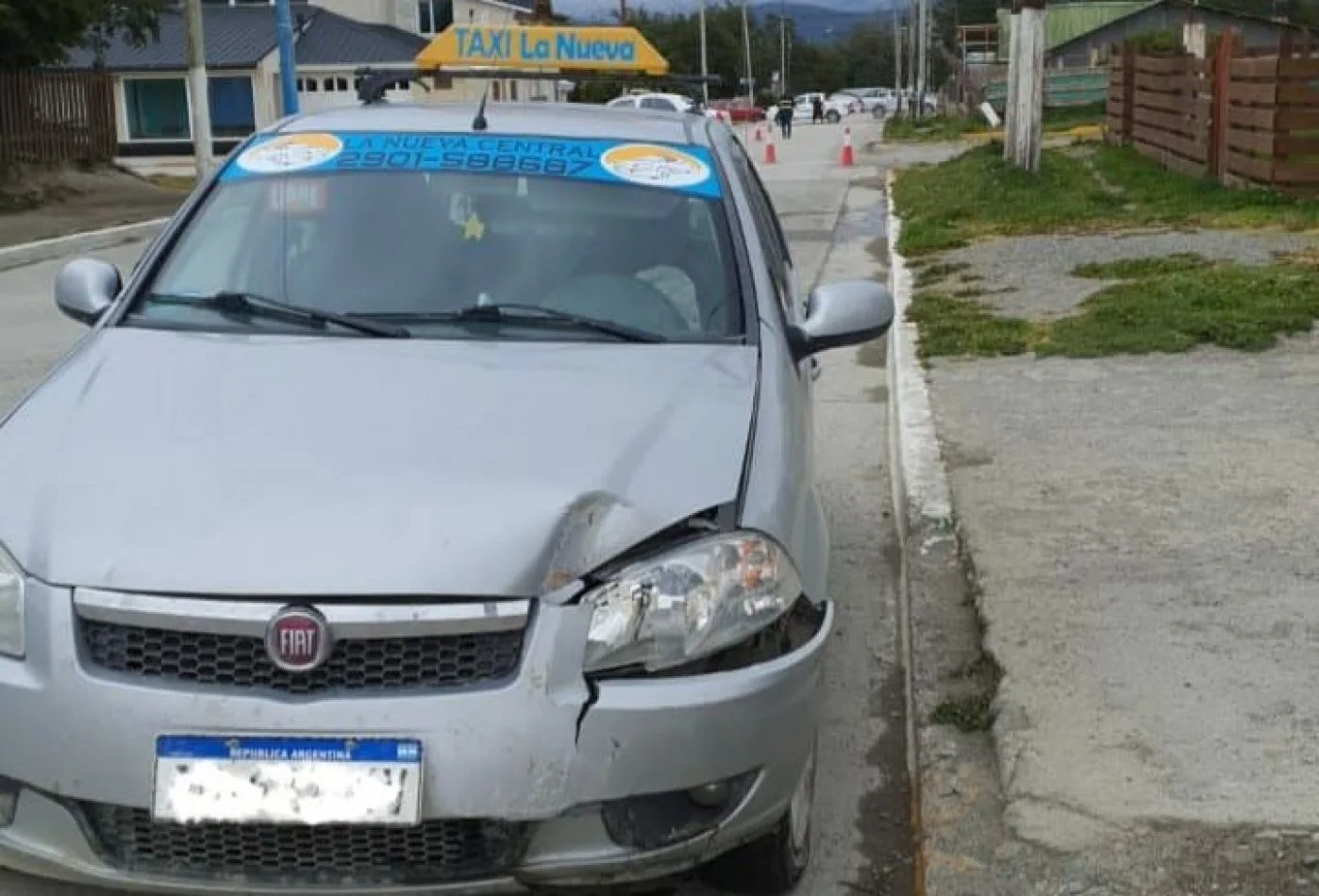 Taxi protagonizó un violento accidente