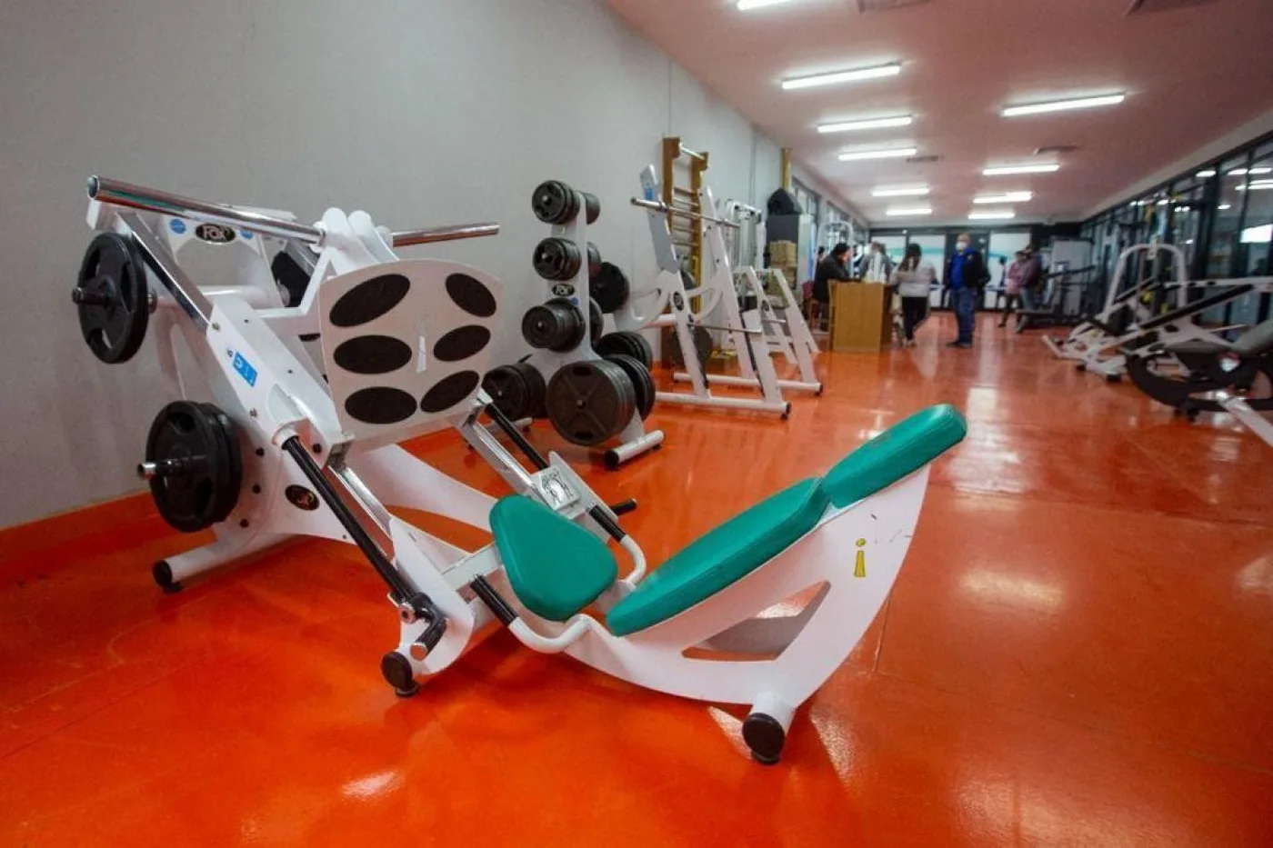 Municipalidad de Ushuaia inauguró el gimnasio de musculación