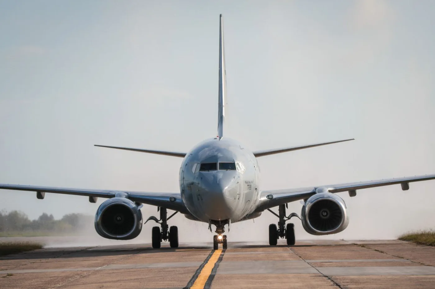 Gremios aeronáuticos oficialistas salieron al cruce del convenio LADE- Flybondi.