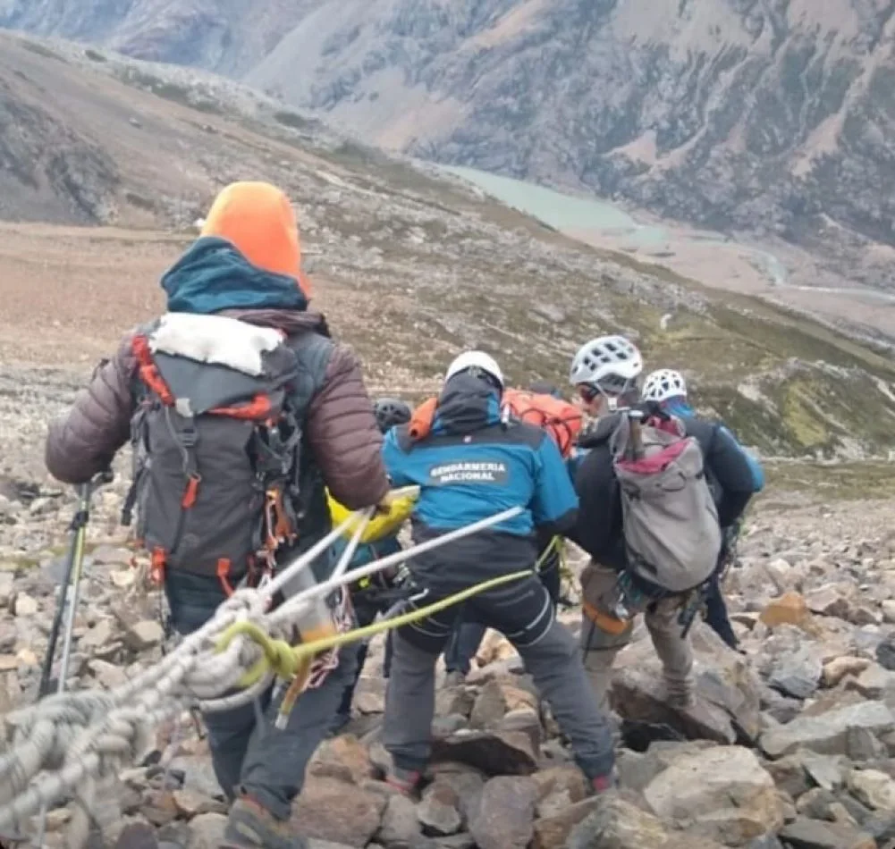 Así rescataron el cuerpo del escalador alemán que murió luego de una trágica avalancha ocurrida en El Chaltén, provincia de Santa Cruz.