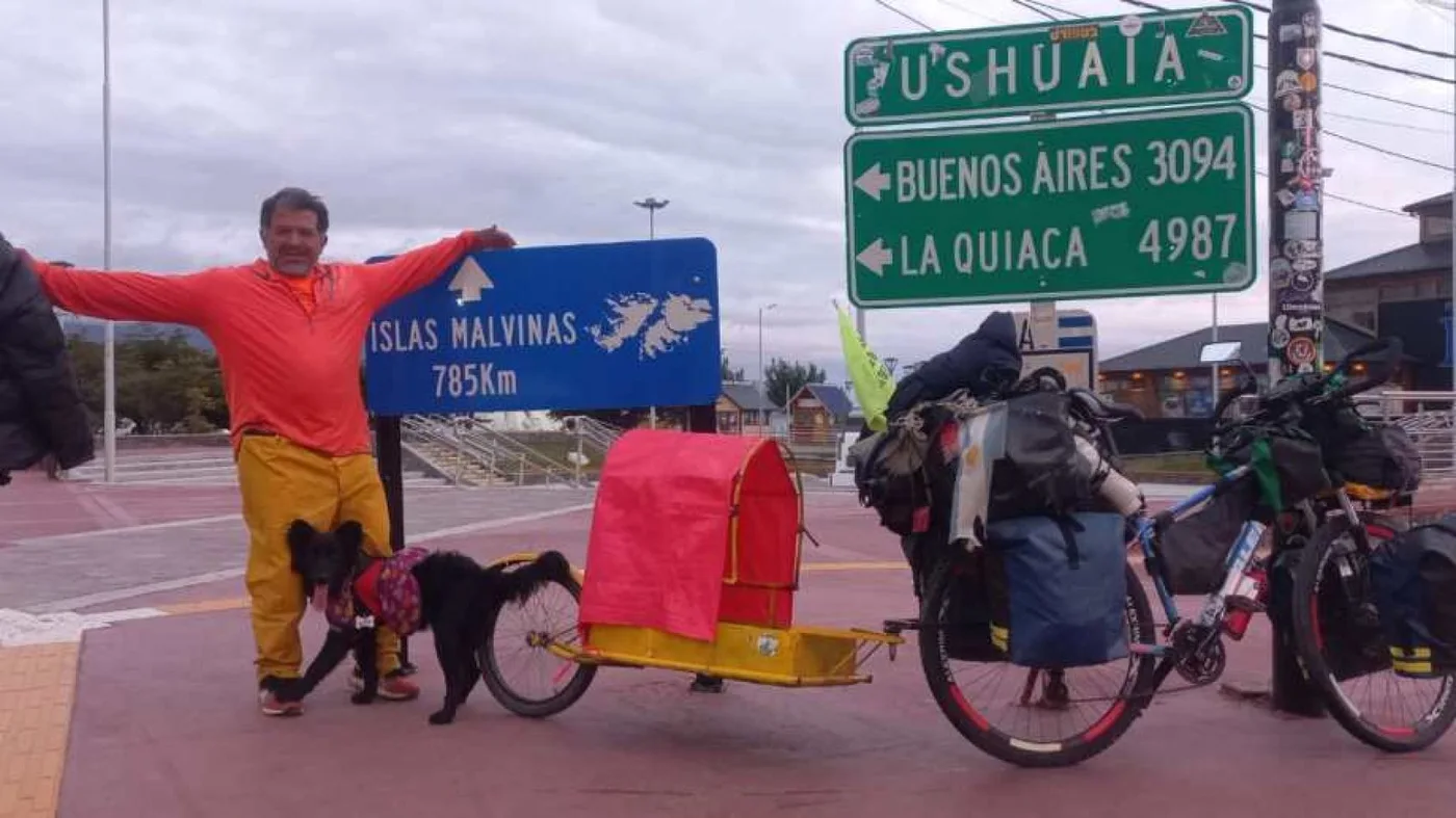 Sueño cumplido. Sábado 22 de enero. Jorge Gómez y Lola llegan a Ushuaia.
