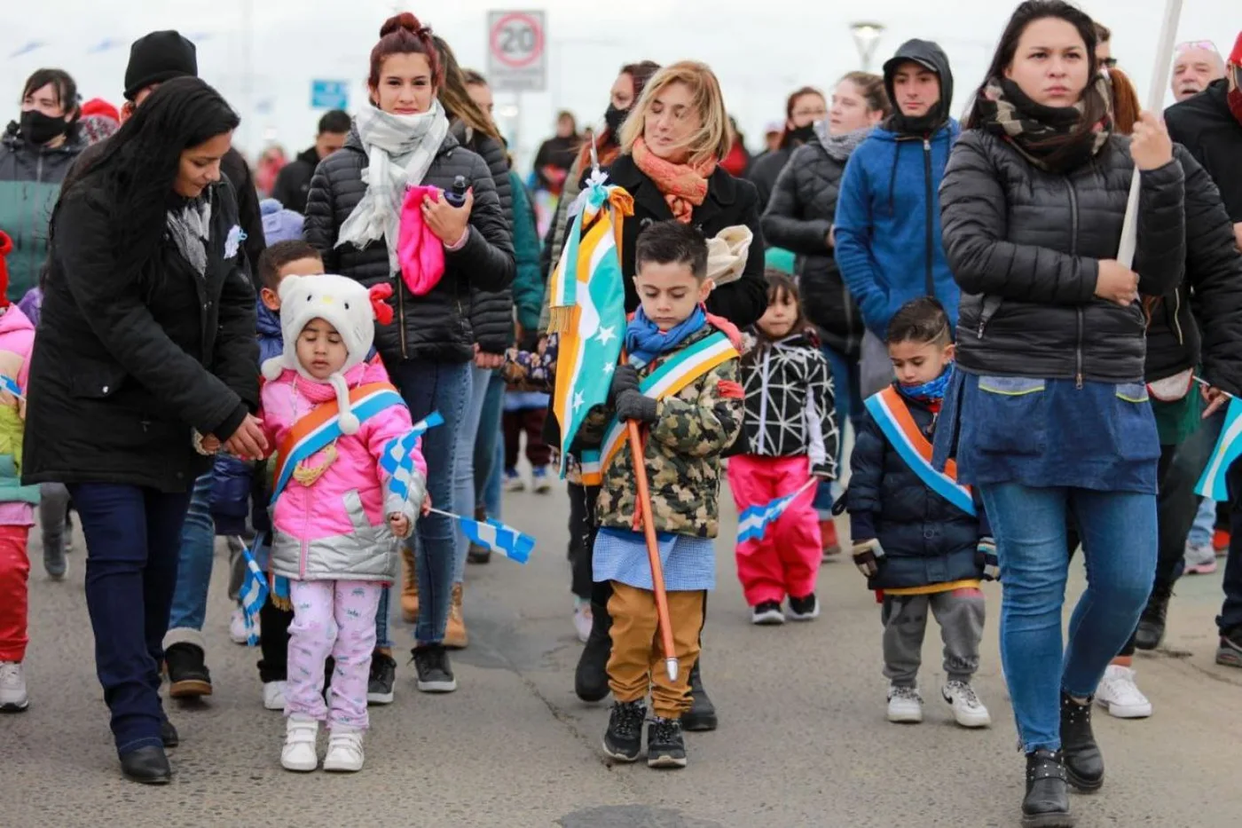 Miles de riograndenses fueron parte del desfile por los 40 años de Malvinas