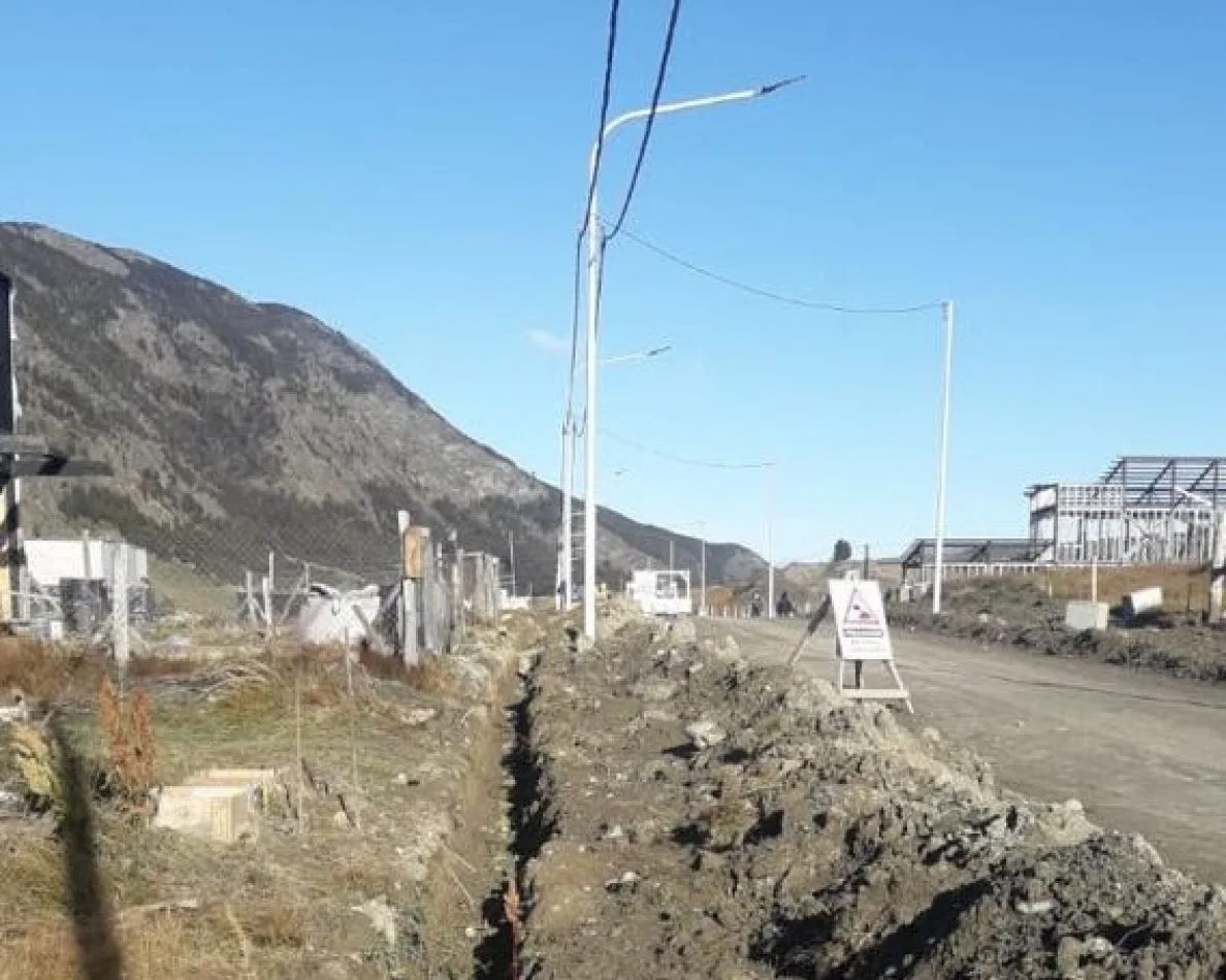 Avanzan las instalaciones del servicio de gas en la urbanización general San Martín