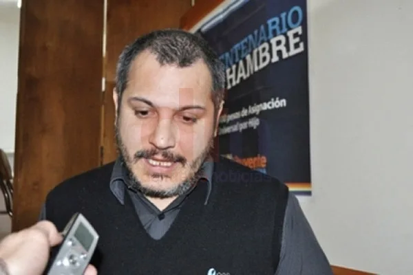 Subsecretario de Asuntos Gremiales de Tierra del Fuego, Lisandro Fonrradona.