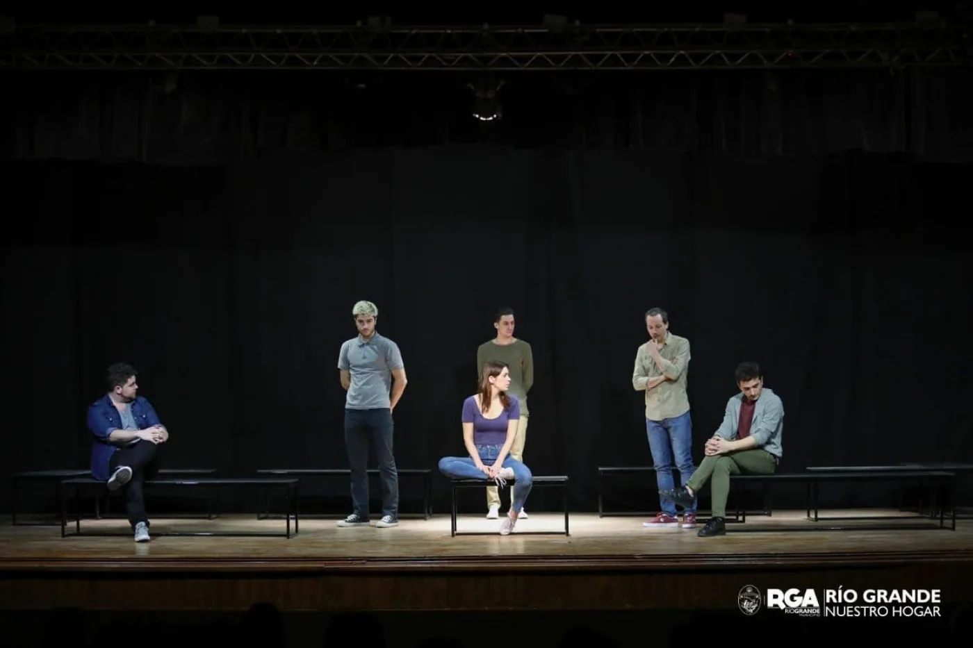 Más de 700 vecinos presenciaron la obra teatral “Jauría: un juicio que marca un antes y un después”