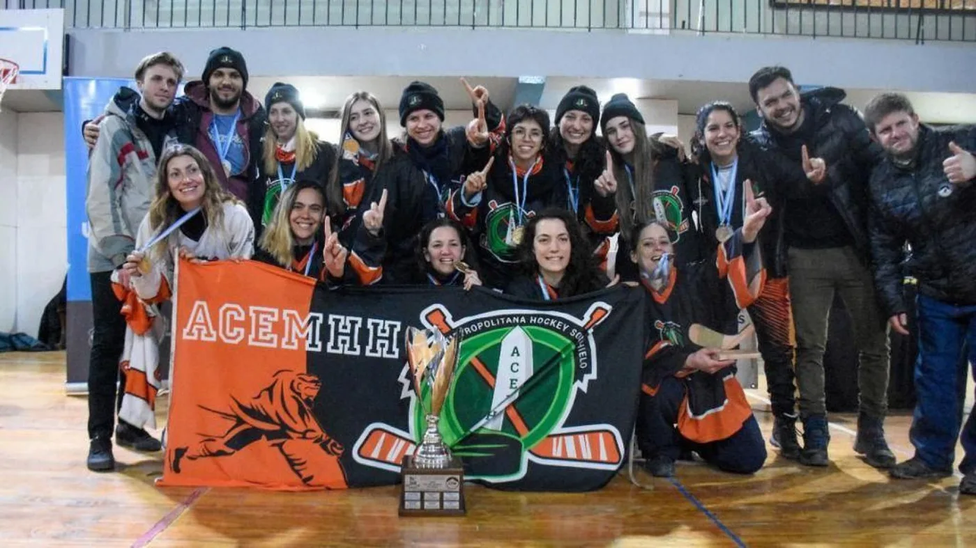 Cierre de la XVI edición de la Copa Fin del Mundo de Hockey sobre hielo