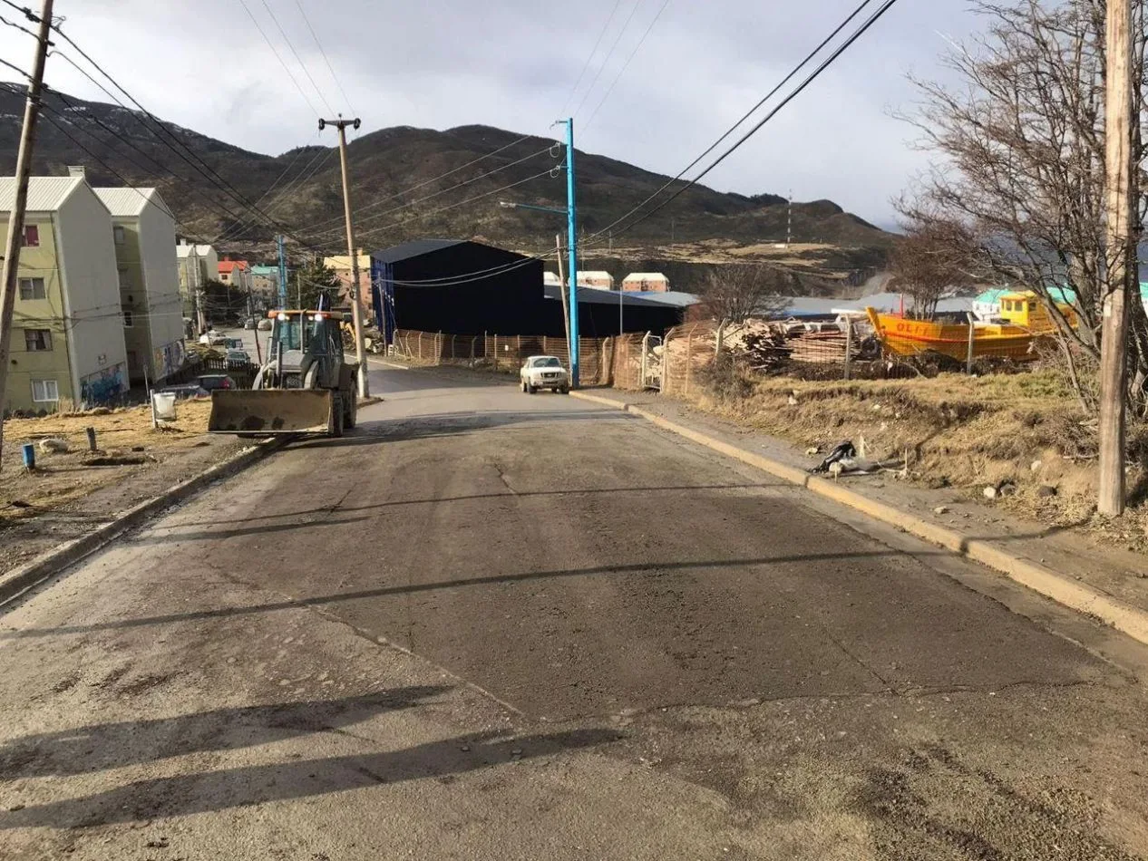 Municipio de Ushuaia da continuidad al arreglo de calles en las 640 viviendas