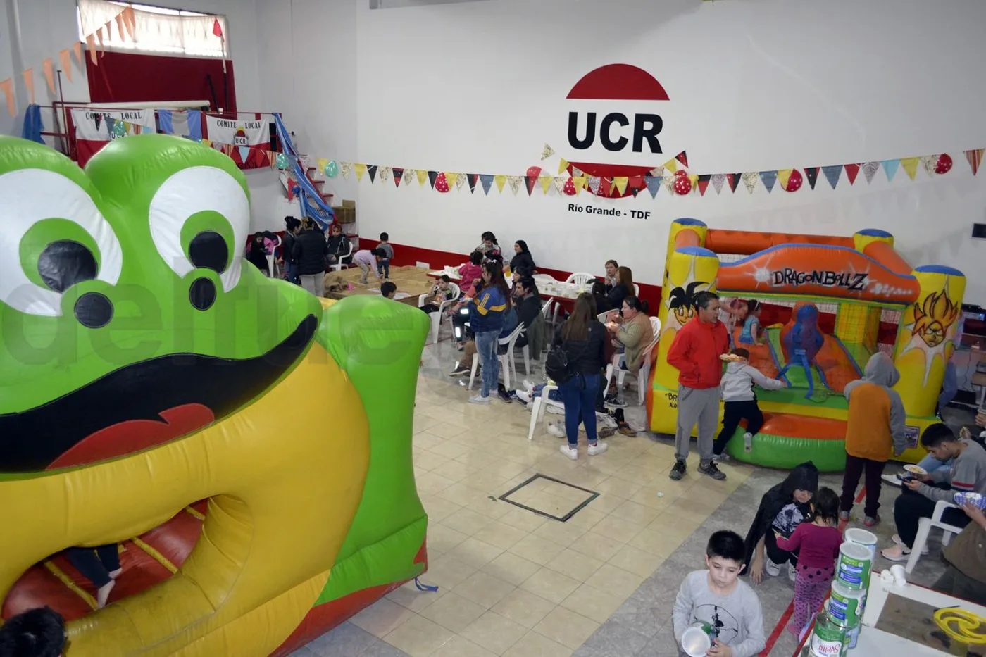 El comité local de Río Grande de la UCR, abrió sus puertas para festejar el Día del Niño.