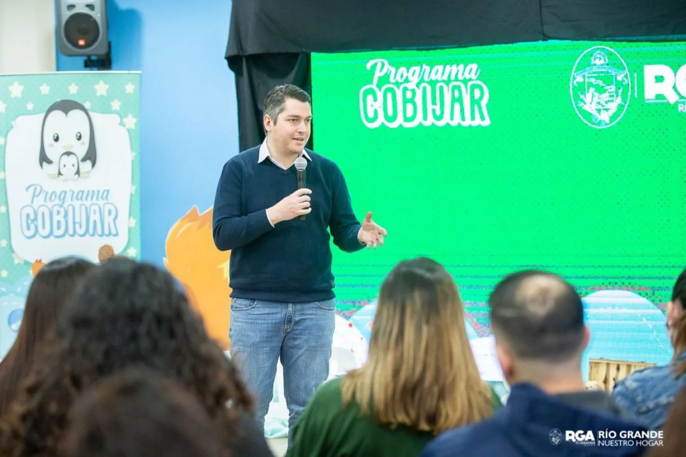 Martín Perez encabezó el relanzamiento del programa "Cobijar".