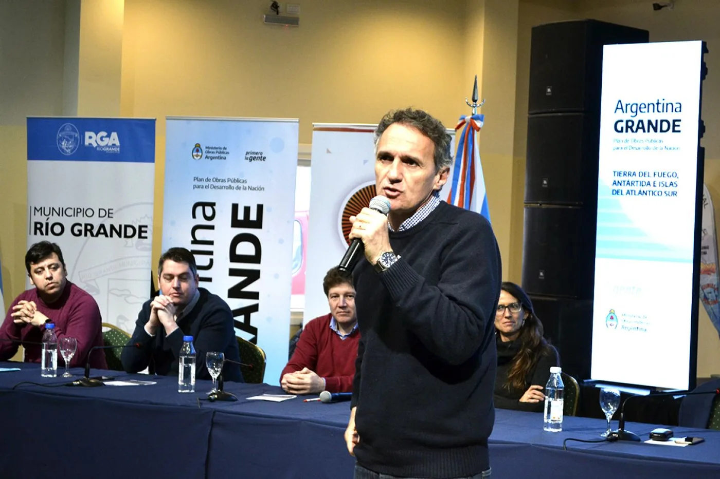 El ministro de Obras Públicas Gabriel Katopodis anunció obras en Tierra del Fuego