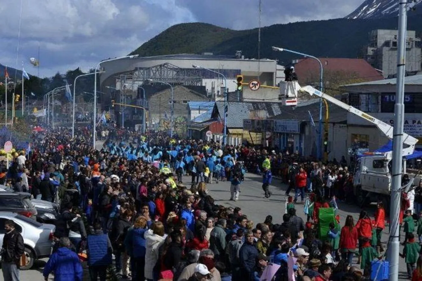 Comienza la inscripción para participar del desfile cívico militar por el aniversario de Ushuaia