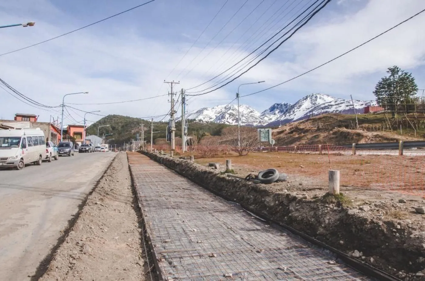 Municipio de Ushuaia hormigonó un tramo más de la bicisenda "Pensar Malvinas"