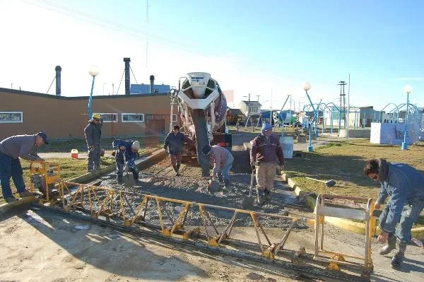 La labor mejorará el transito en el barrio AGP.