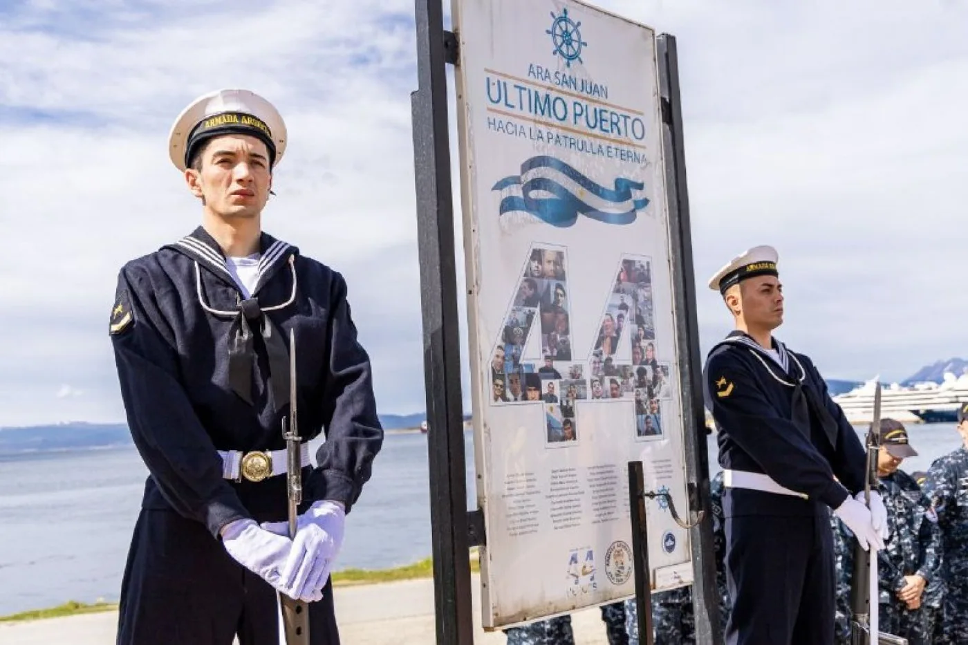 Homenajearon a los 44 tripulantes del ARA San Juan