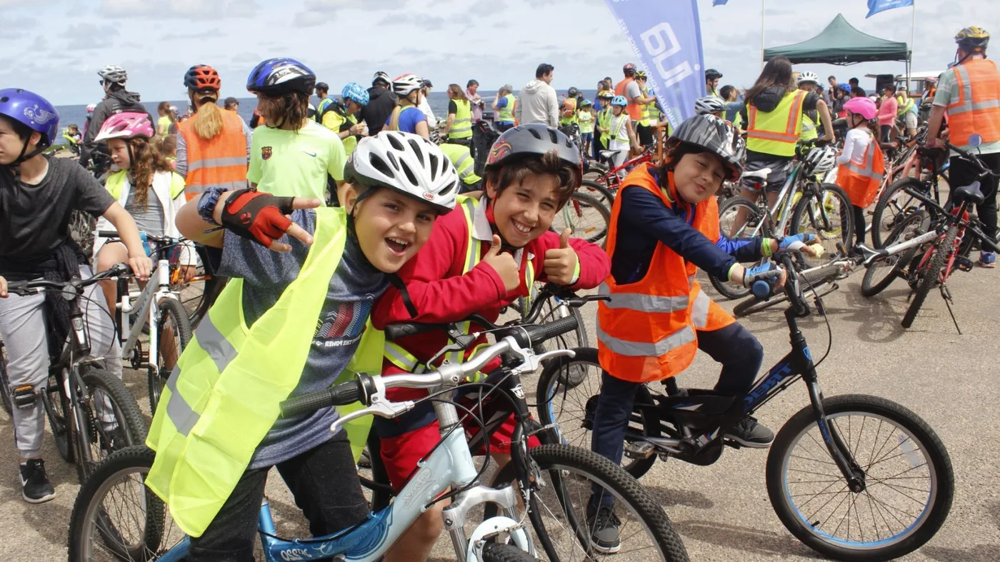 En bicicleta, los chicos inaugurarán la doble Santa Fe