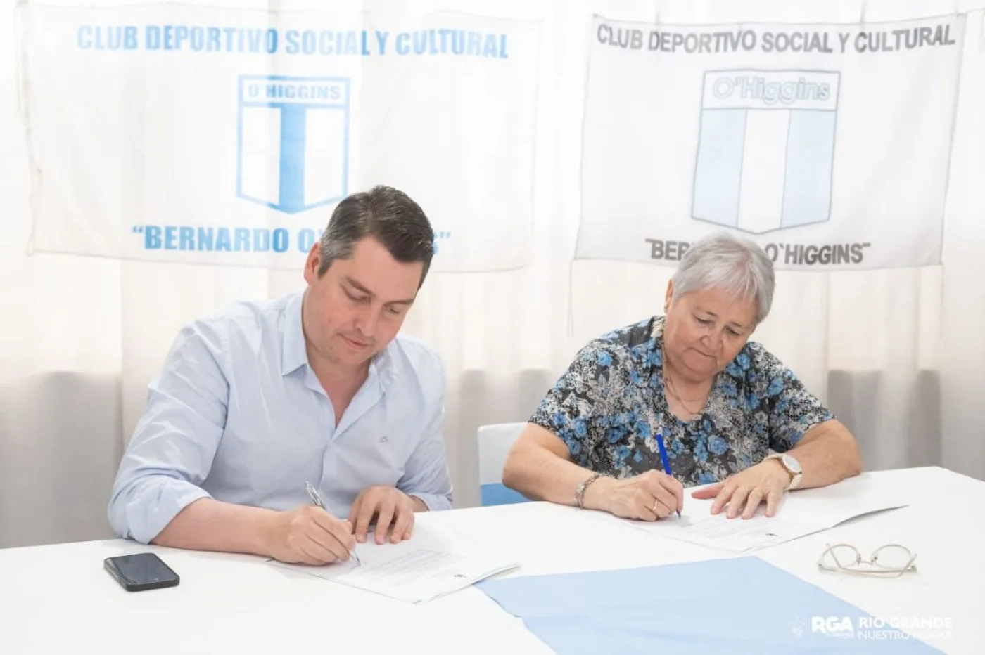 Martín Perez firmó la adjudicación del predio para el histórico Club O´higgins