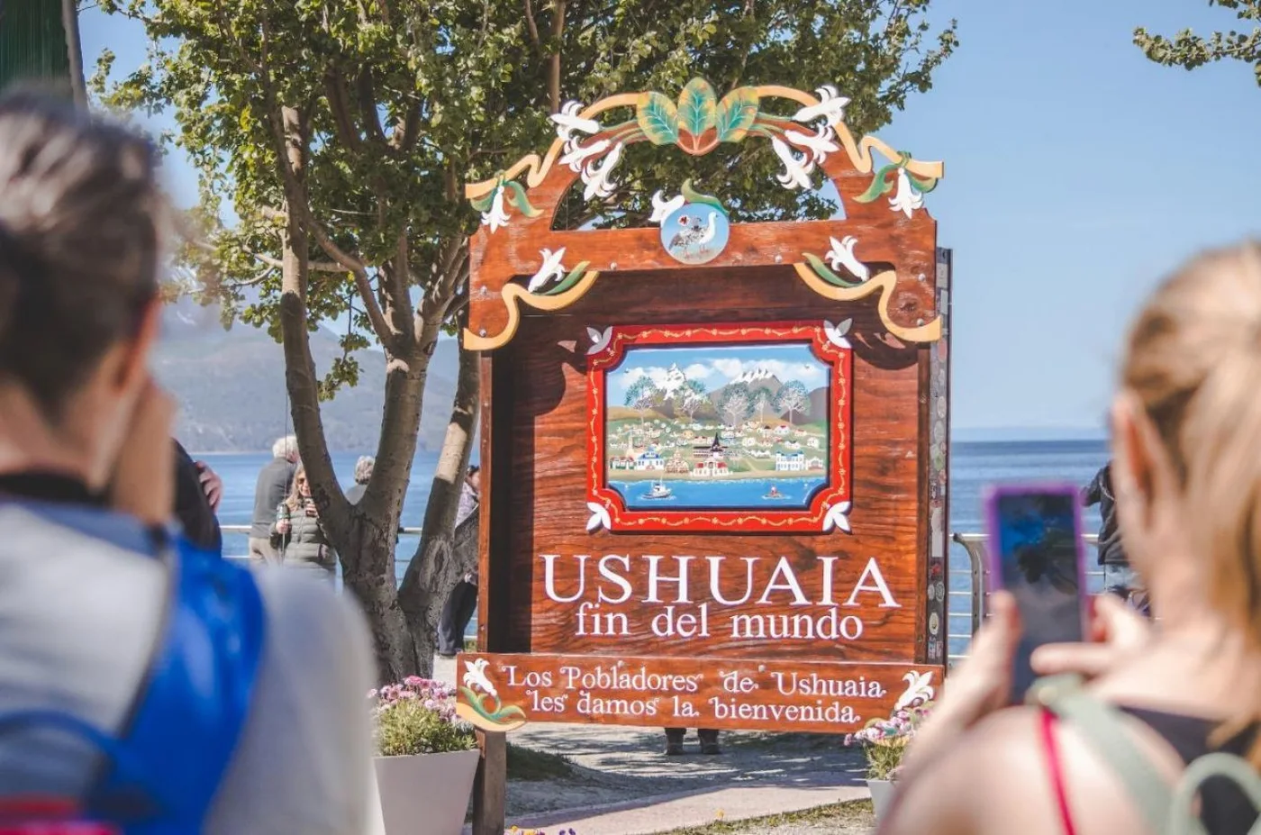 Ushuaia recibió 420 vuelos y 121 cruceros durante el mes de enero