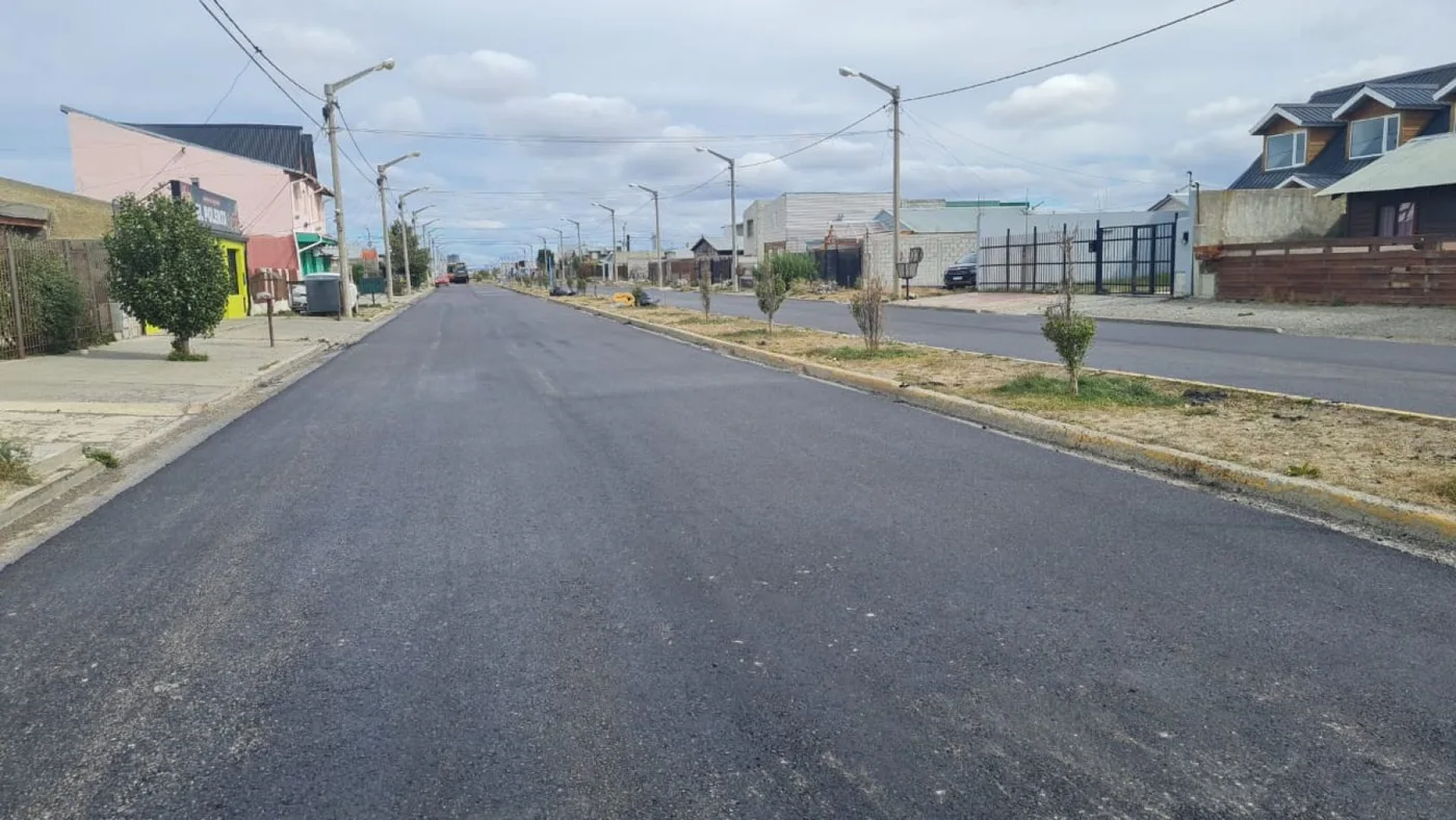 La calle principal de Chacra XI quedó renovada.