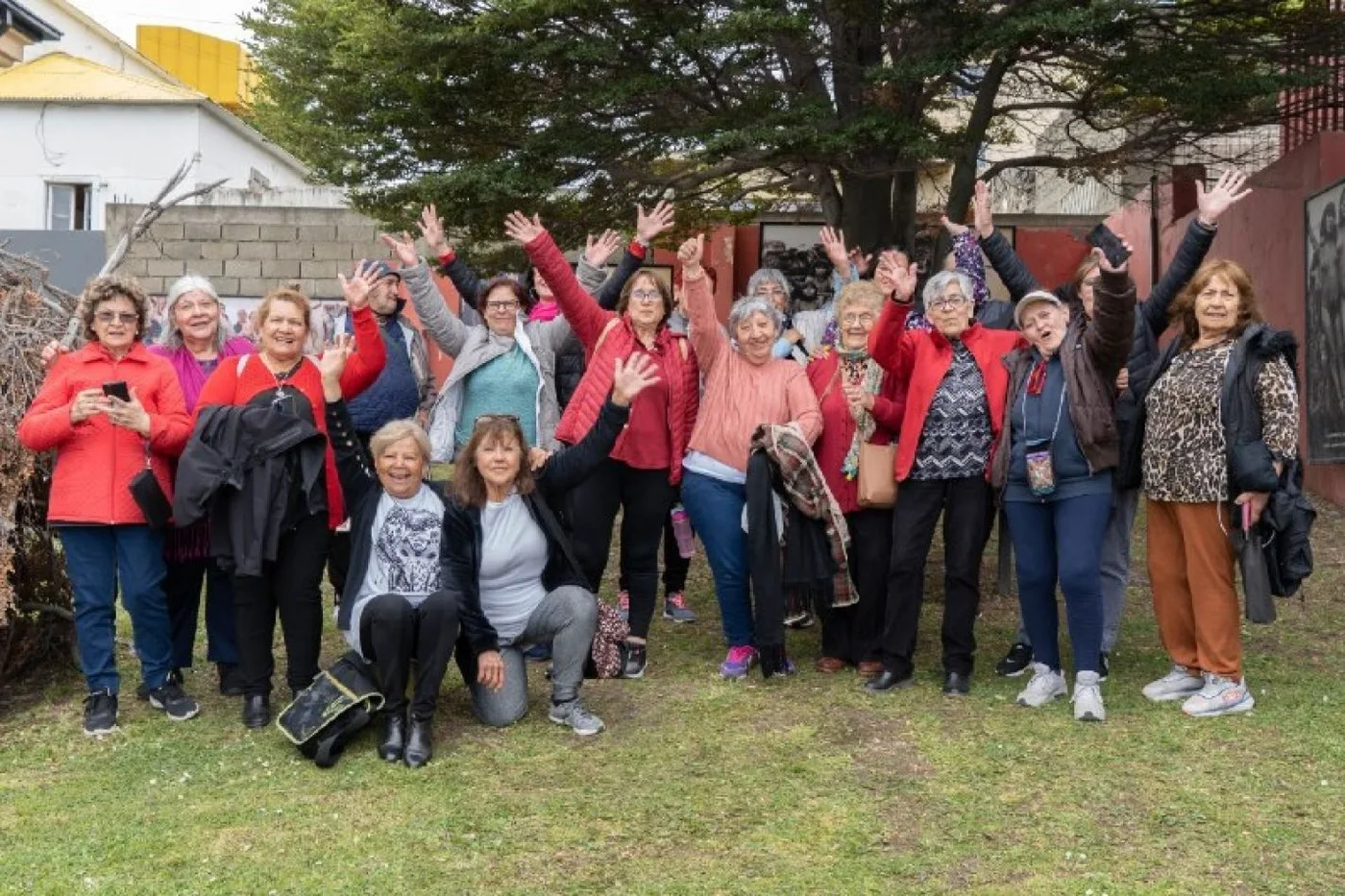La delegación de adultos mayores "Lazos de Amor" visitaron el Museo del Fin del Mundo