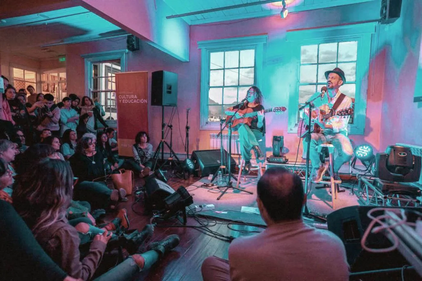 Una nueva jornada de “Casa Acústica” atrapó a los ushuaienses