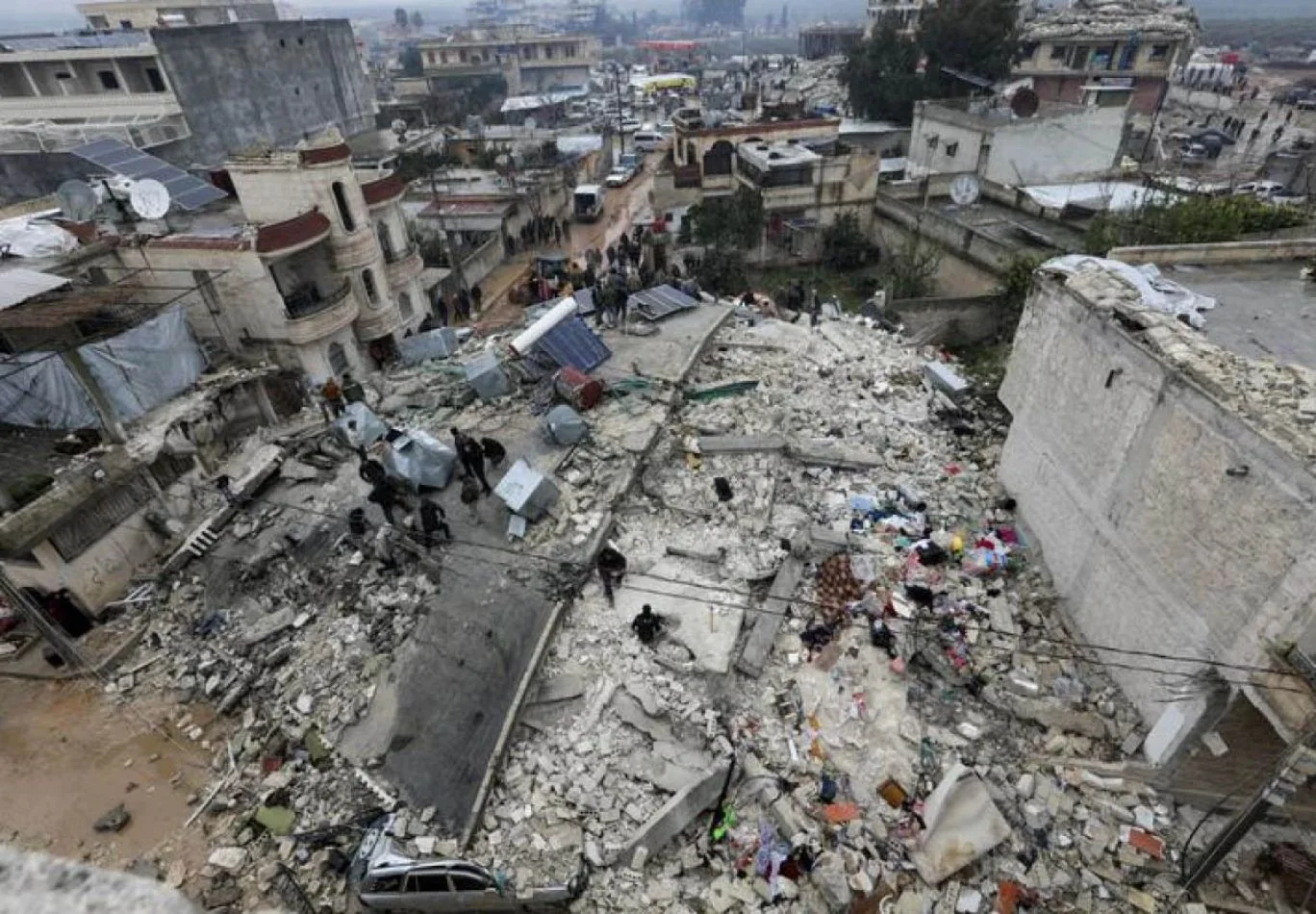Devastador terremoto sacudió Turquia y siria. Miles de muertos han sido reportados.