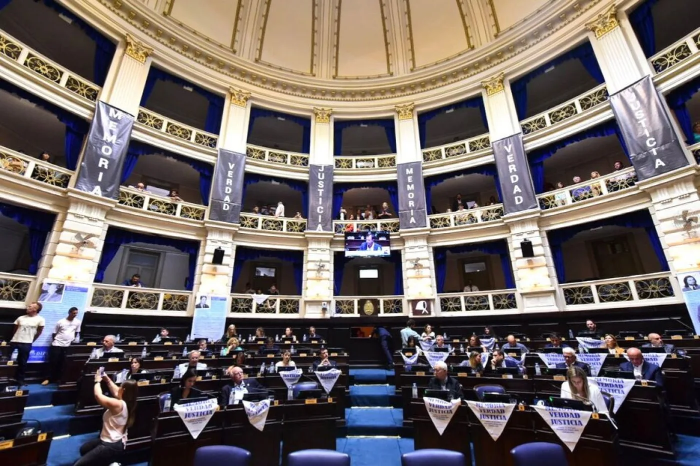 Se derogarán más de 3 mil decretos de los gobiernos de facto.