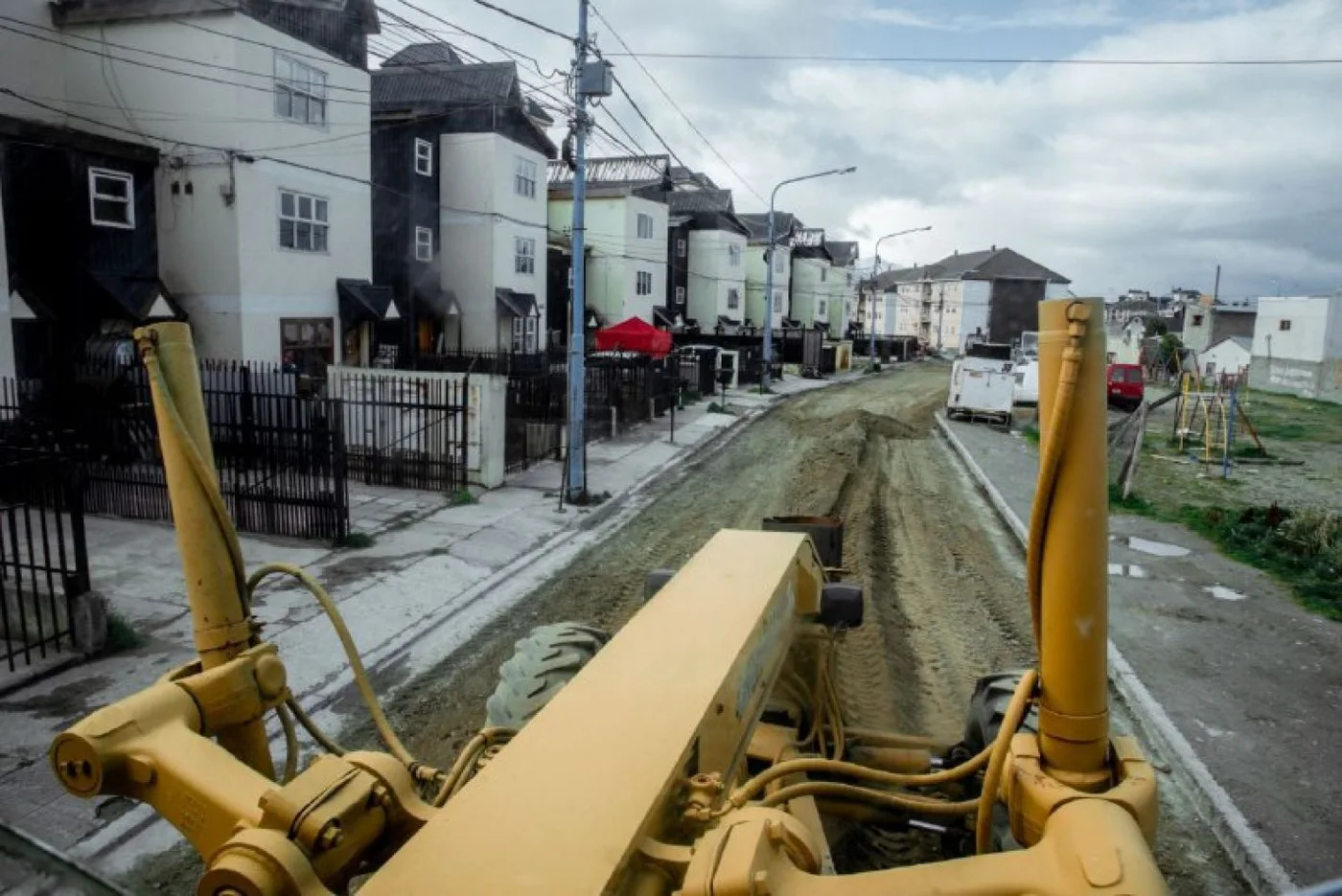 Iniciaron los trabajos para la pavimentación de calle Castiñeira de Dios