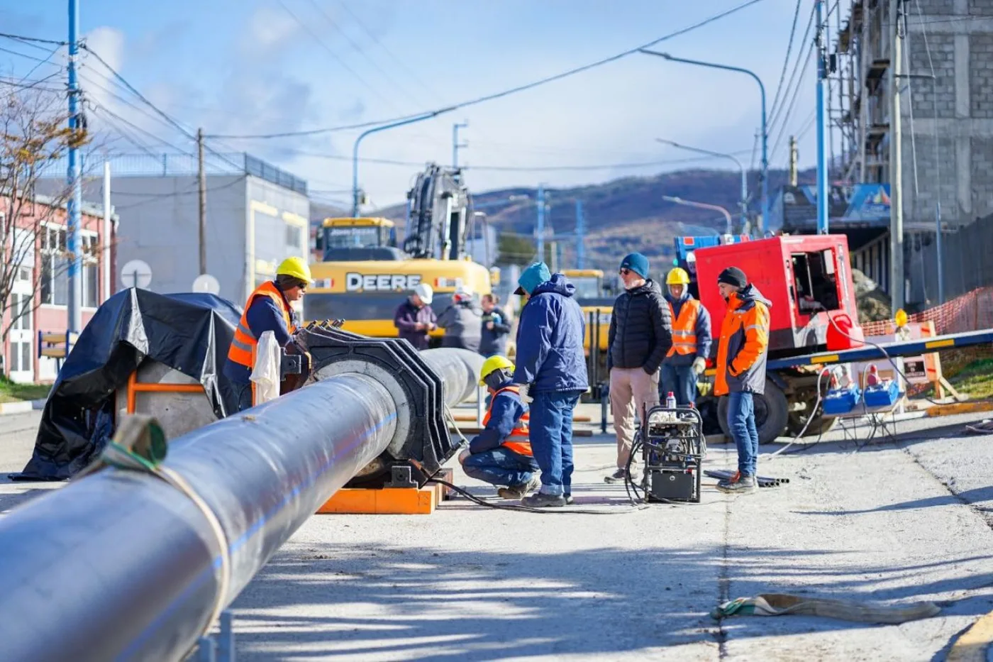 La Dirección Provincial de Obras y Servicios Sanitarios (DPOSS) dio comienzo a la ejecución del nuevo acueducto y el azud para la ciudad de Ushuaia.