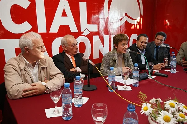 Las autoridades del Partido Social Patagónico se sumaron al evento en Rosario.