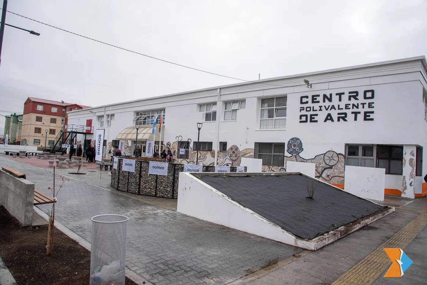 Plaza de las Artes en inmediaciones del Polivalente de Arte, prof. Diana Cotorruelo y la Comisaría 3ª en Chacra II.