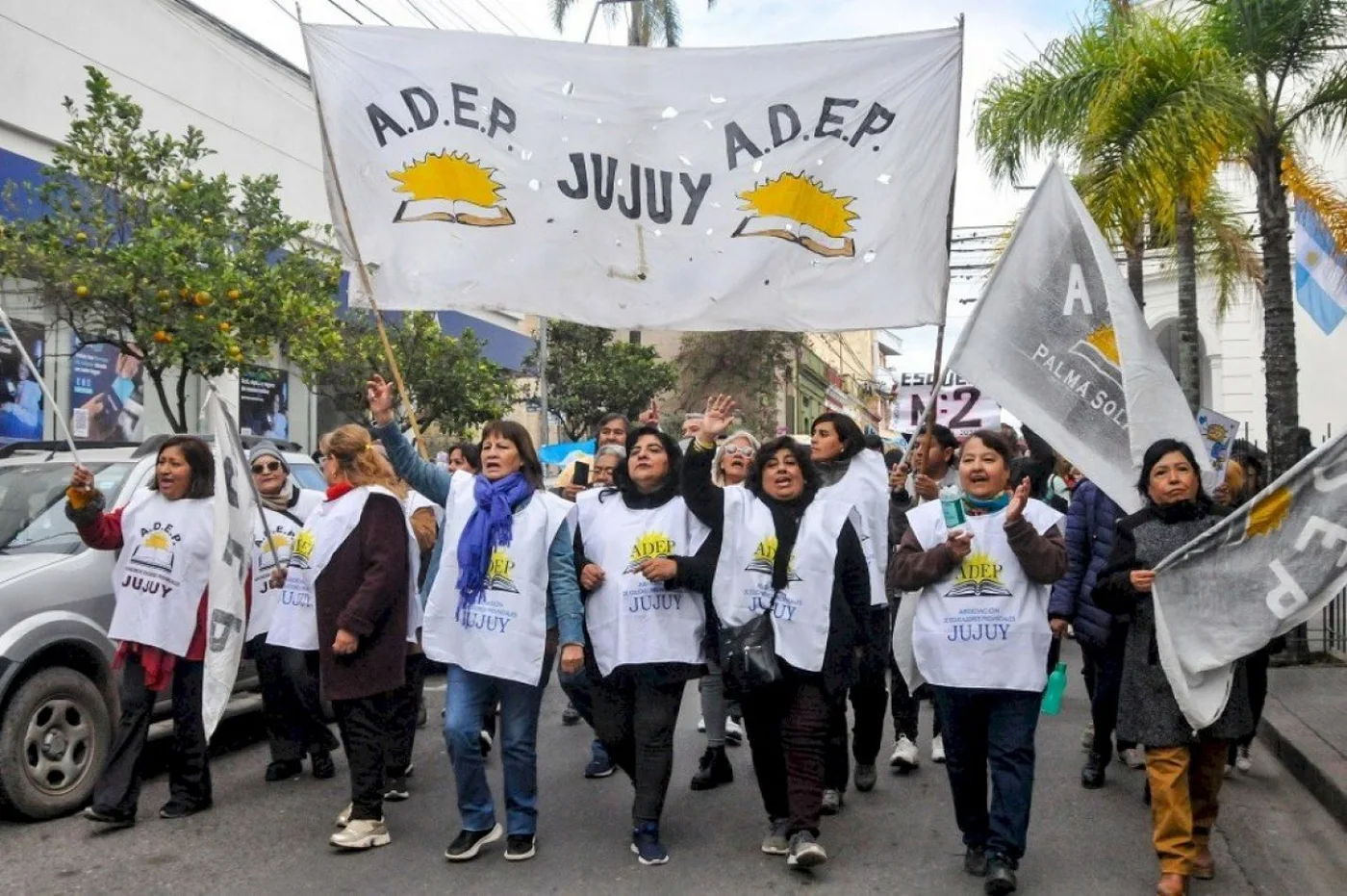 La medida se da a conocer luego de que efectivos de la policía de la provincia de Jujuy reprimieran a grupos de comunidades originarias y docentes.