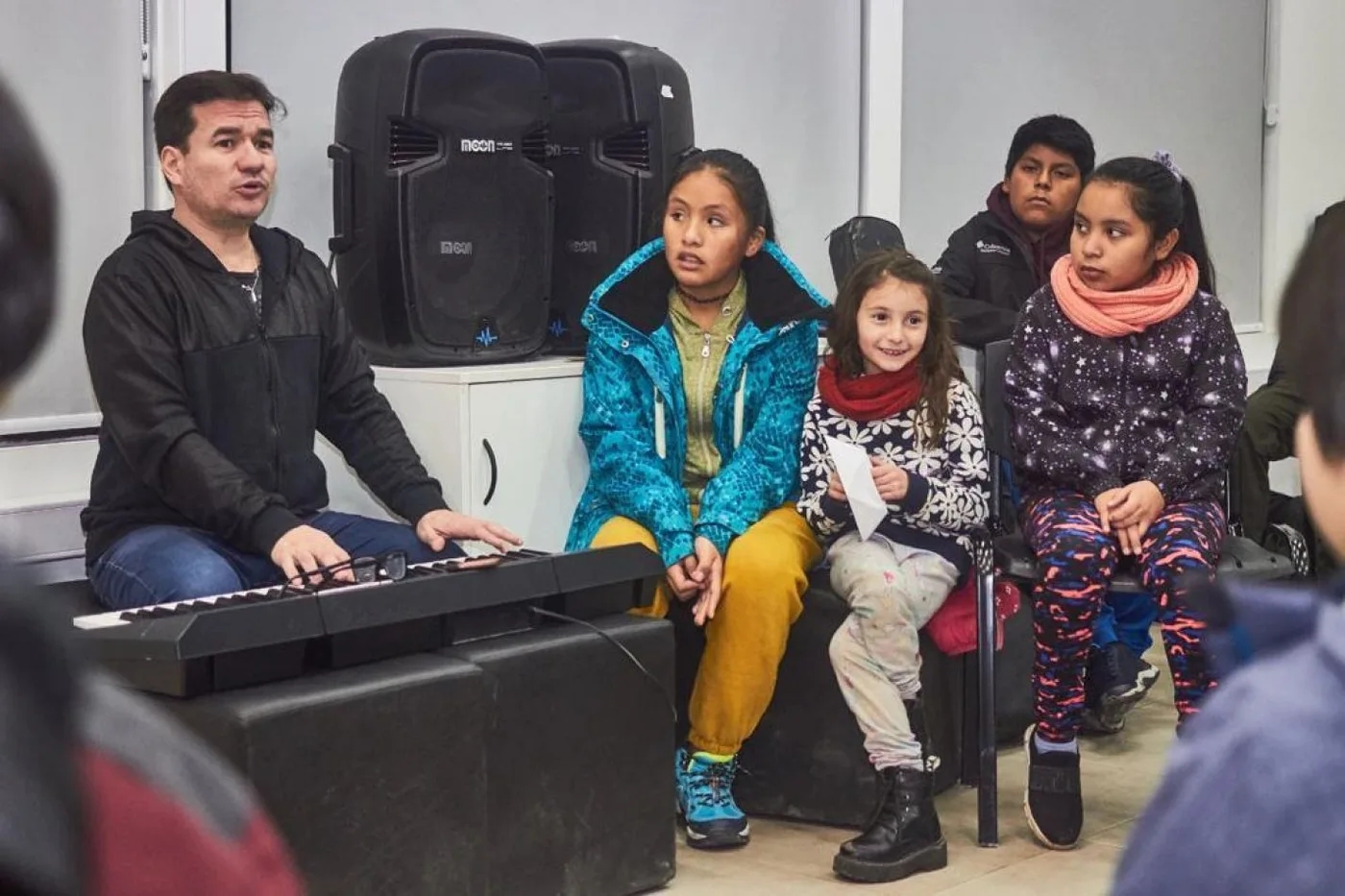 La Orquesta Infanto Juvenil "Mar de Fueguitos" realizó un concierto didáctico.
