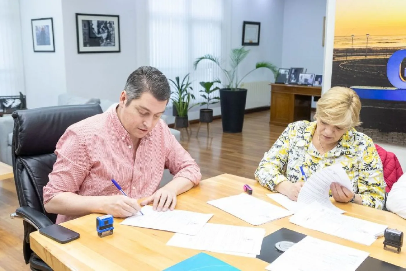 Martín Perez firmó con ATSA mejoras salariales para los trabajadores de la salud.