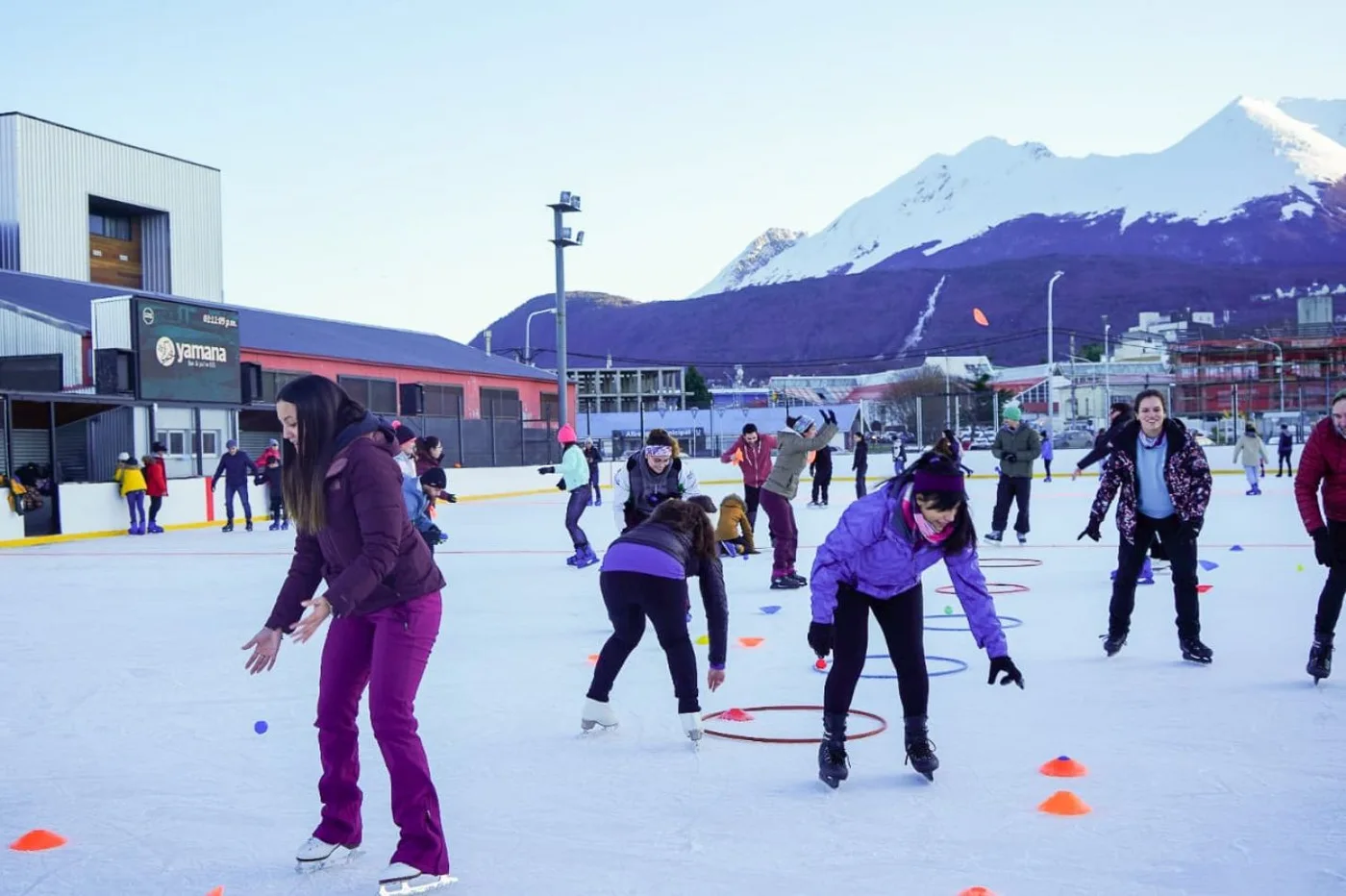 Se realizó el segundo “Curso Básico de Patinaje sobre Hielo” .