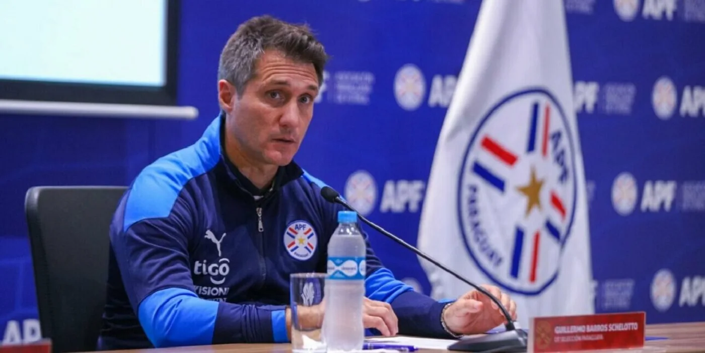 Guillermo Barros Schelotto fue cesado como DT de la selección paraguaya.