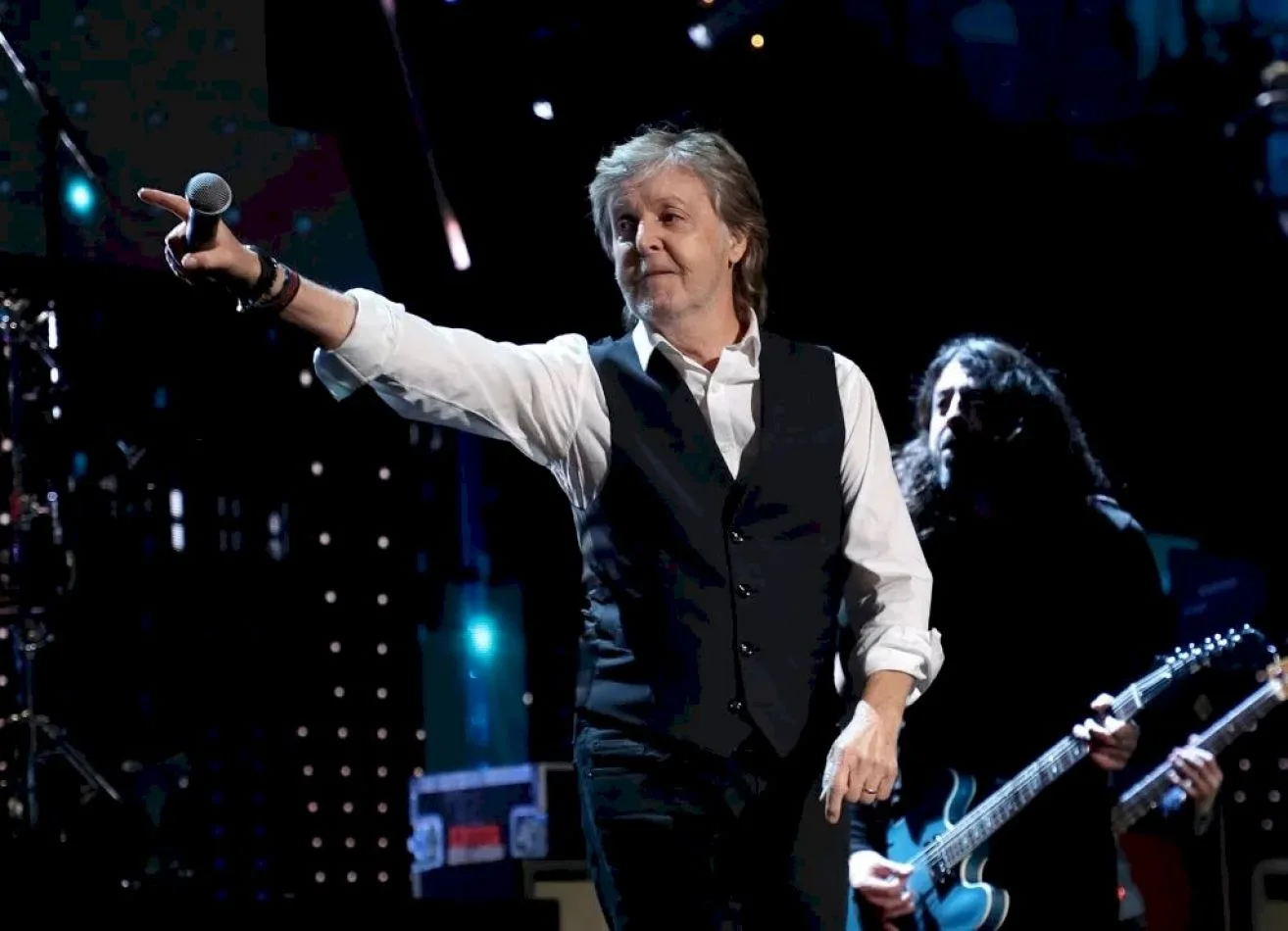 "Let It Be" es la canción que más veces interpretó en vivo Paul McCartney.
