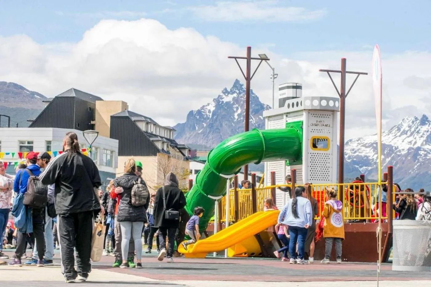 Municipio de Ushuaia inauguró la nueva plaza Belgrano