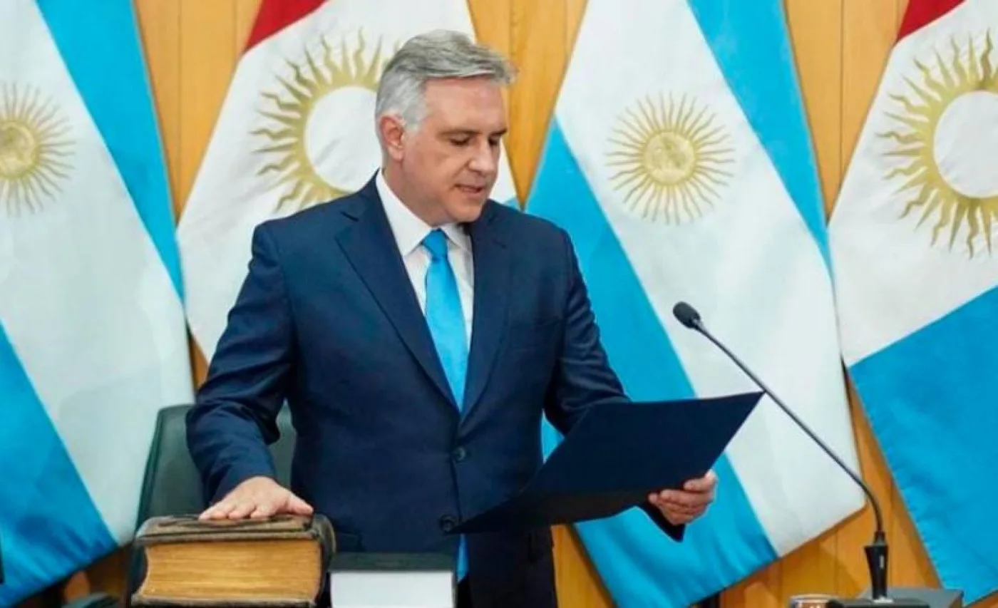 Gobernador de Córdoba, Martín Llaryora, juró este domingo ante la Asamblea Legislativa.
