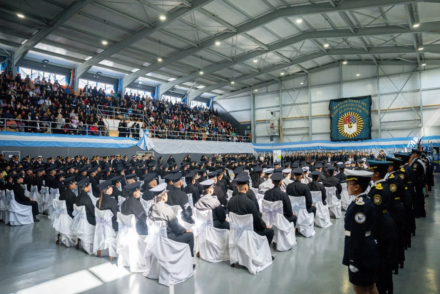 Acto de egreso de 146 nuevos oficiales y agentes de policía y del servicio penitenciario