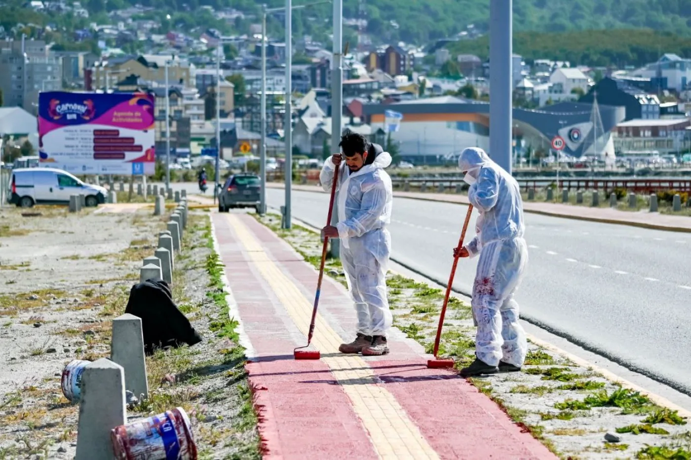 Trabajos de embellecimiento en espacios públicos