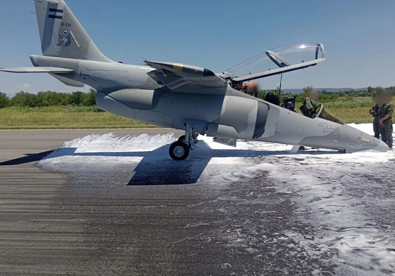 Avión Pampa, adscrito al Centro de Ensayos en Vuelo (CEV) de la Fuerza Aérea Argentina.