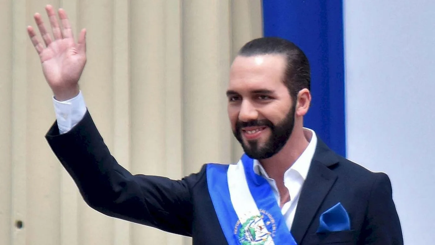 El mandatario de El Salvador, Nayib Bukele, se encamina a renovar su mandato en las elecciones presidenciales y legislativas .