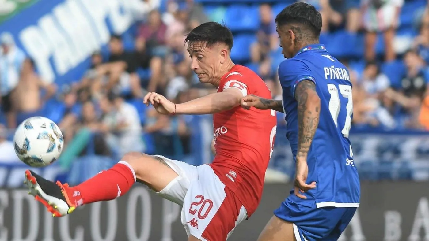 Vélez venció a Huracán y con el resultado, motivó la salida de Sava como DT del "Globo".