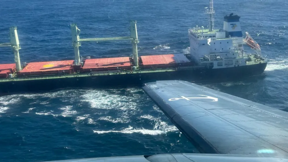 La Armada Argentina controla la flota pesquera China
