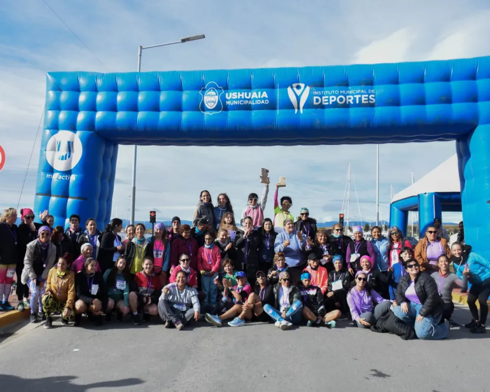 Gran participación en la carrera “Corremos por ellas, por nosotras, por todas”