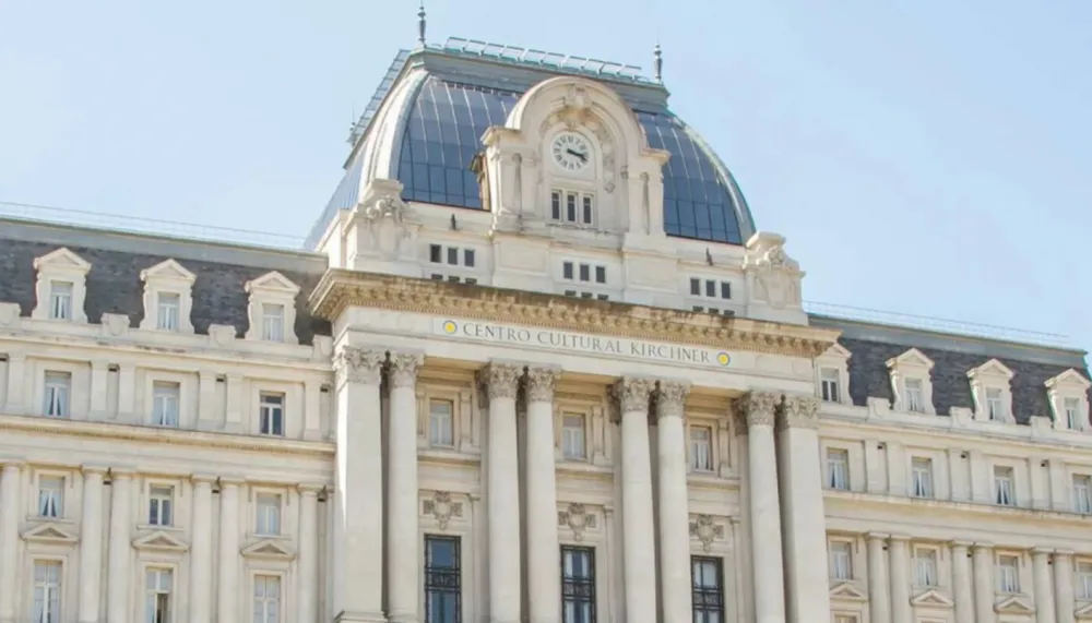 Ex Centro Cultural Kirchner .