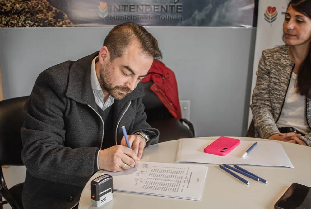 Nuevo acuerdo de incremento salarial de empleados municipales y legislativos
