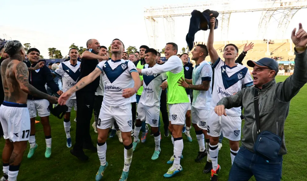 Vélez eliminó a Argentinos y es finalista de la Copa de la Liga